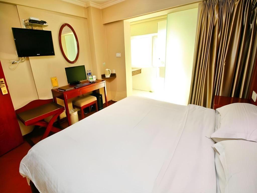 Greentree Inn Xi'An Bell And Drum Tower Food Street Ancient City Wall Ximen Express Hotel Екстериор снимка