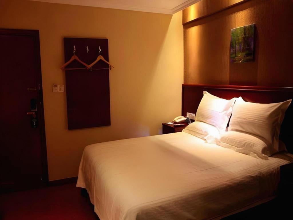 Greentree Inn Xi'An Bell And Drum Tower Food Street Ancient City Wall Ximen Express Hotel Екстериор снимка